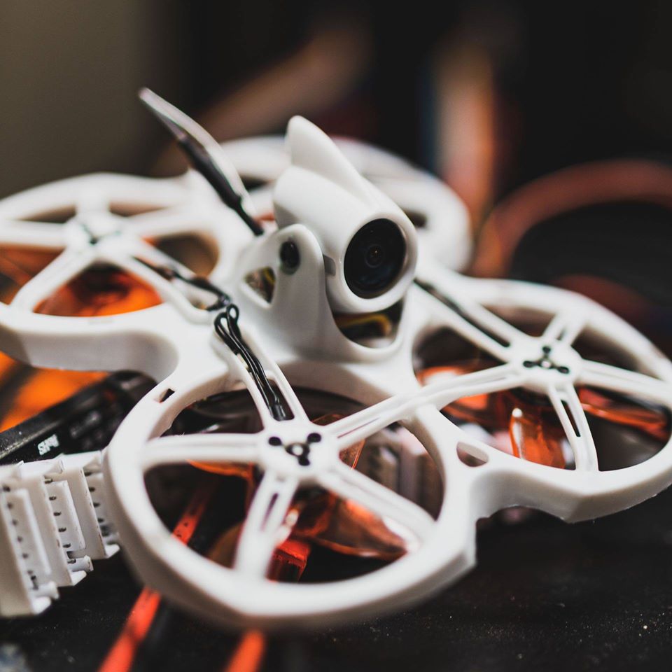 Emax Tinyhawk II 2 RTF FPV Máy - đánh giá và giá Drone Kit Racing